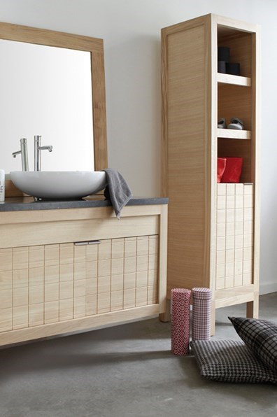 Oak Column Storage - Finwood Designs