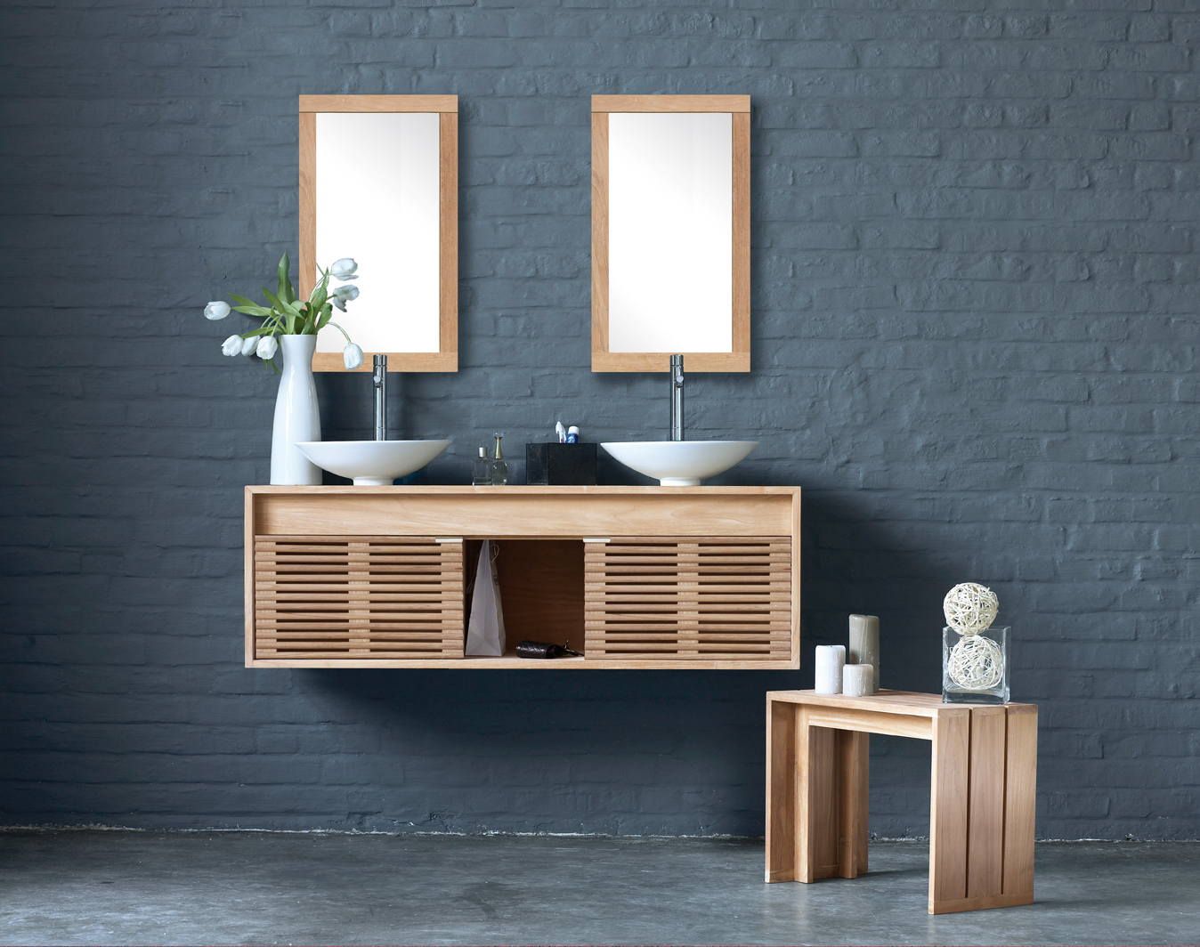 Teak Bathroom mirrors and accessories